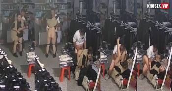 Camera cửa hàng ghi lại cảnh anh chủ tiệm ân ái cùng nàng nhân viên bán hàng