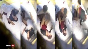 Camera quay cảnh anh đè em doggy ngay khi vừa vào phòng, quần áo còn chưa cởi hết